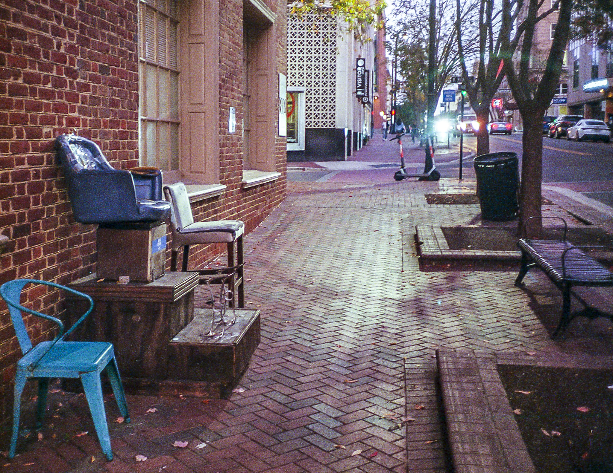 Rollei 35AF Preview Sample Roll/Analog Therapy: Fujifilm 400